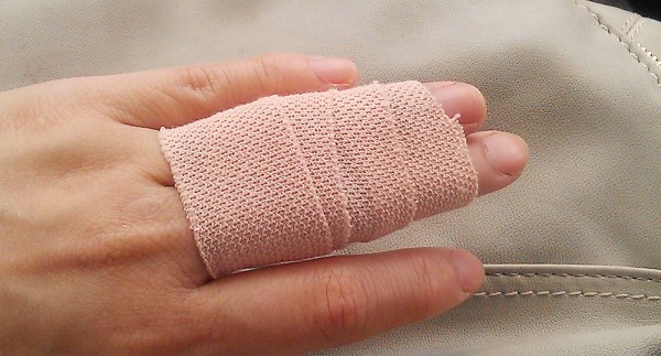 повязка-на-пальцах-руки