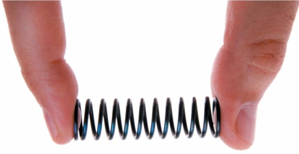 упражнение-с-пружиной-для-пальцев